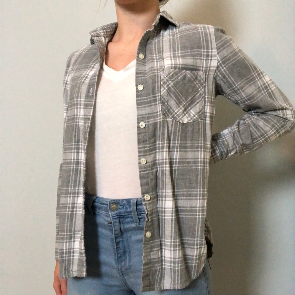Old Navy Grey/White XSmall Button Up plaid Flannel